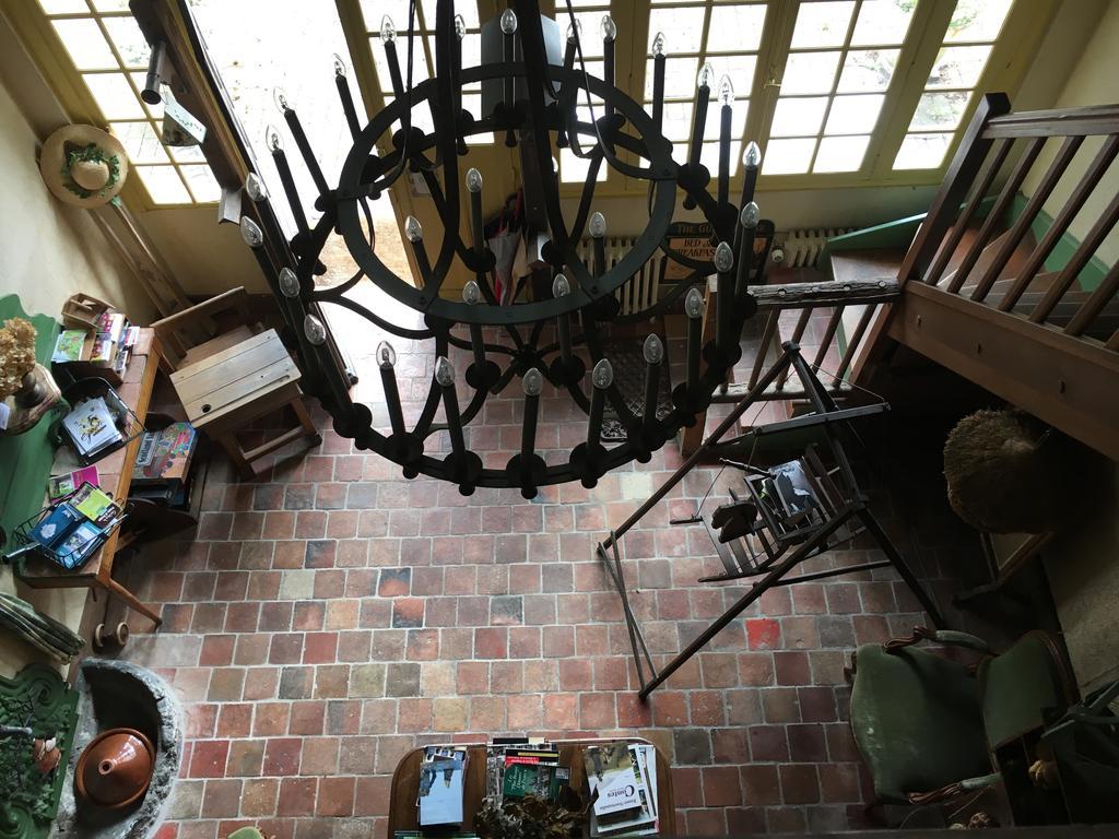 Le Prieure Boutefol Bed & Breakfast Surville  ภายนอก รูปภาพ